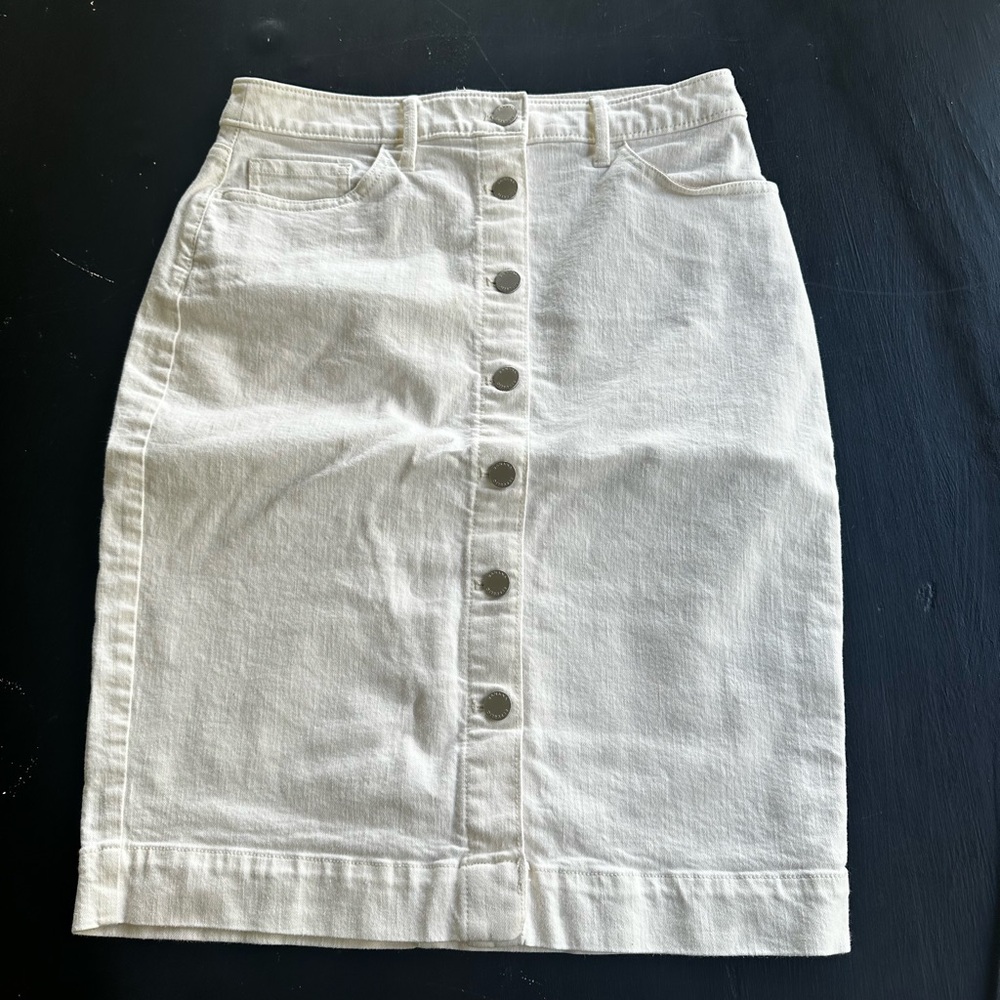 Banana Republic Classic White Button-Front Denim Skirt